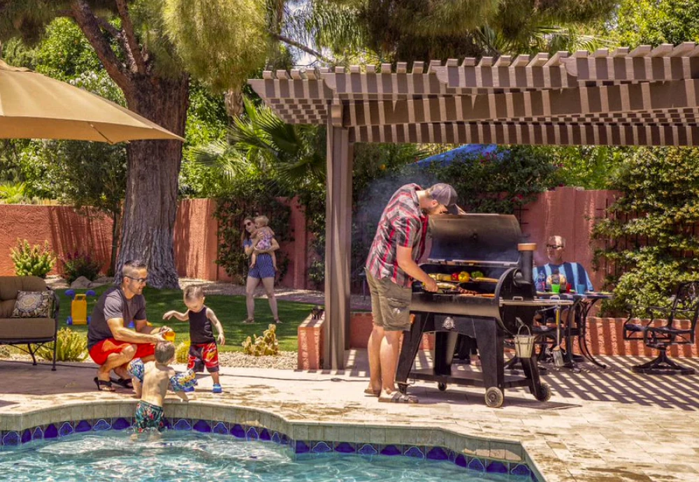 pellet grill wood pellets