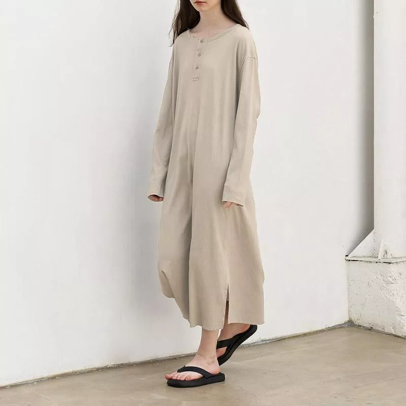 Long-Sleeve Loose Knit Midi Dress: Easy Everyday Style